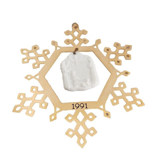 1991 HALLMARK CHRISTMAS SNOWFLAKE ORNAMENT "THE GREATEST STORY EVER TOLD" - Picture 1 of 6